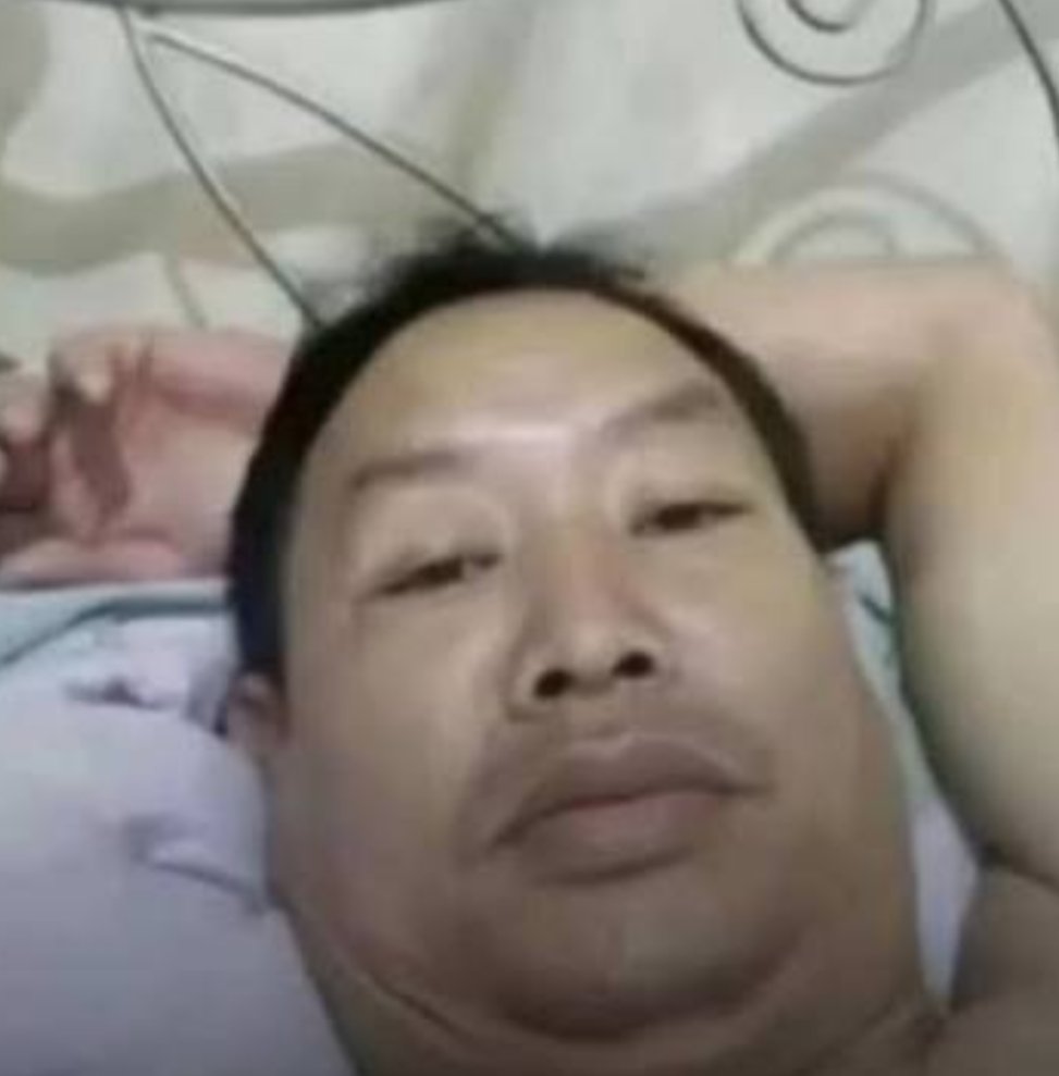 AlligatorSnakee's tweet photo. how mfs be at 3 am doomscrolling movie clips on this app knowing they gotta be somewhere tmr https://t.co/cTQXZtXS9u