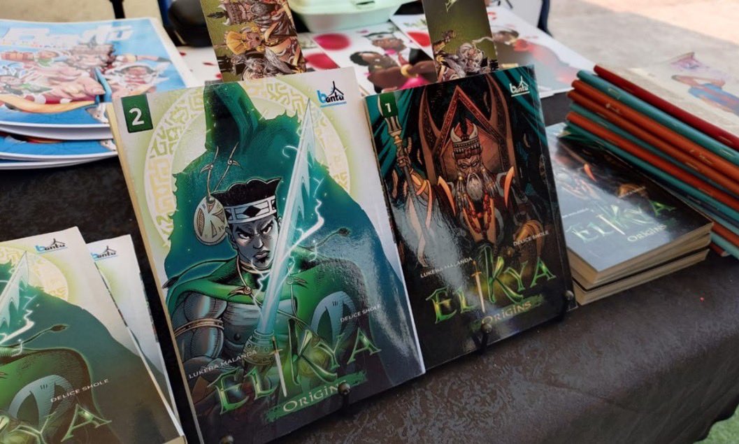 Japon_RDCongo's tweet photo. Le 12/09, @Japon_RDCongo a célébré la 3ᵉ édition du Salon de la BD et des arts graphiques de #Kinshasa (#SABDAM).

Bantū Studio, maison d’édition de mangas au style nippo-congolais, y a participé en tant que créateur de BD. 🇯🇵🇨🇩

👉 https://t.co/thgXKRjhvH https://t.co/2mzNW4xfHZ