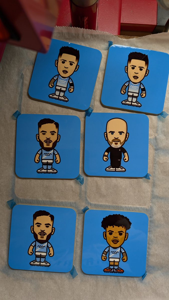 thegingerwig's tweet photo. Matchday competition 

Win a coaster of City's first goalscorer tonight

Retweet to enter 

If City beat Norwich tonight in normal time we'll give away a coaster to a follower who retweets 

Good luck and cmon City https://t.co/BsI4FxCucS