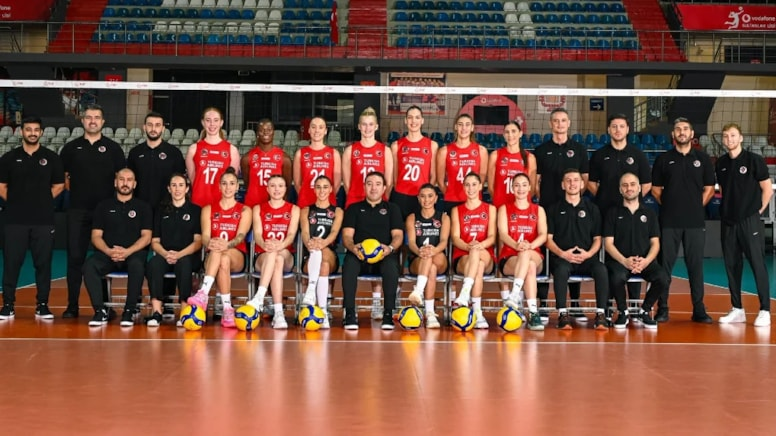 CivilMovement's tweet photo. @TurkishAirlines Women’s Volleyball Team has reportedly withdrawn from a tournament in Italy after some players’ visa applications remained unresolved.
@ItalyinTurkiye 
#Volleyball #SportsDiplomacy https://t.co/OwINkSikzd