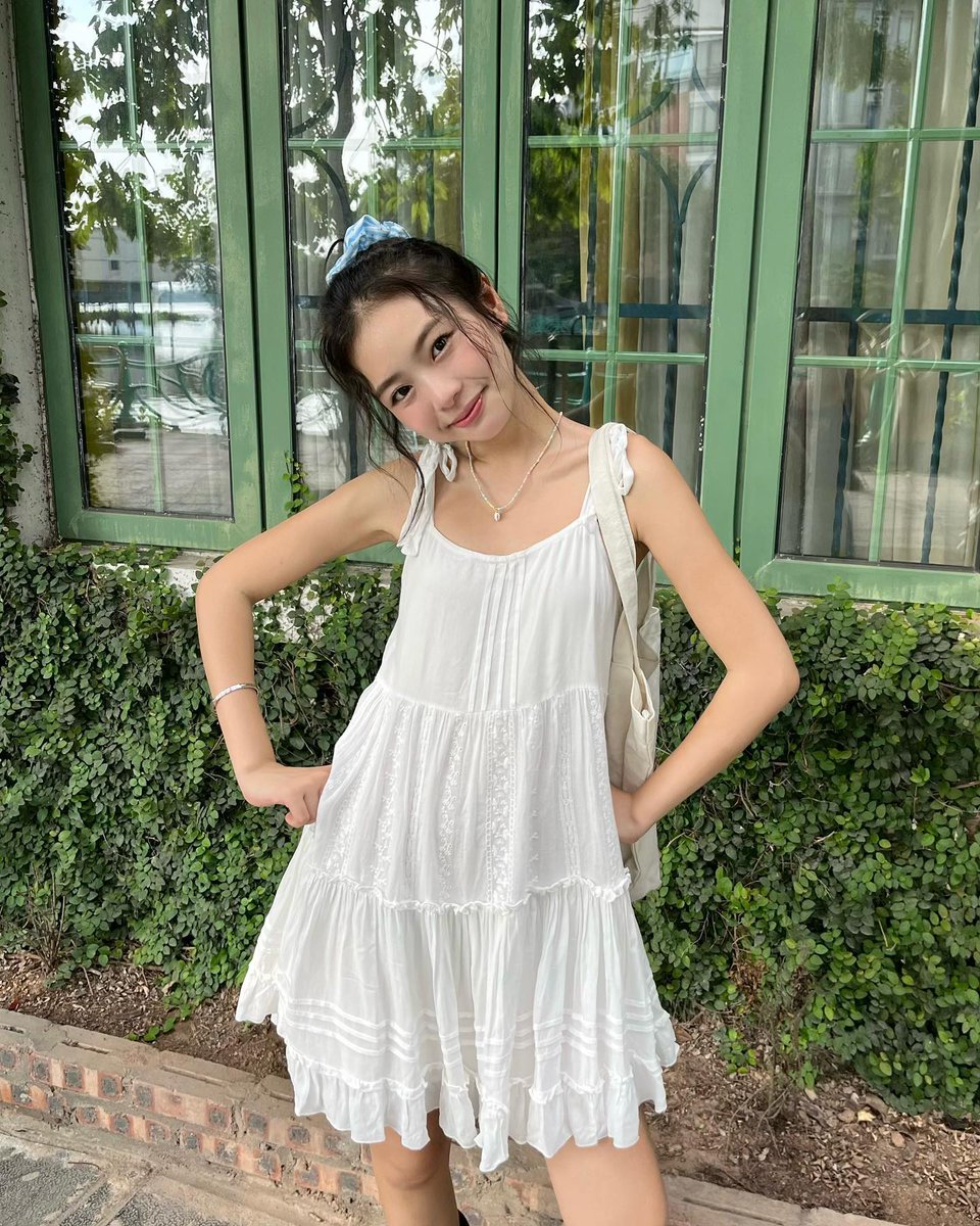 NoticiaDoBr's tweet photo. Wassup 🌍 Just dropping by to say: no matter what yesterday was, today is a fresh start. 🌟
ANxA https://t.co/oJ98Bt2hBS