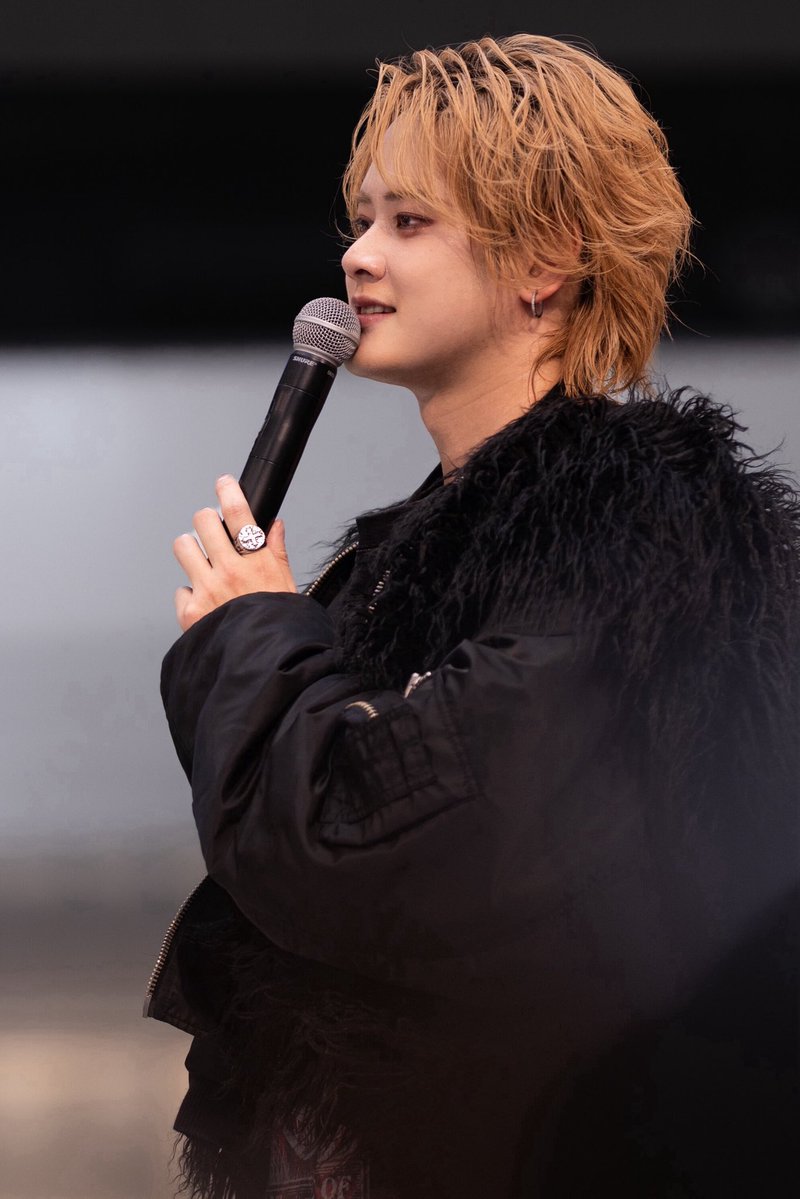 uniuni_0123's tweet photo. 大きな背中のビックボス🕺

#らぷち
#UNiFY https://t.co/Td0sa2Nkt7