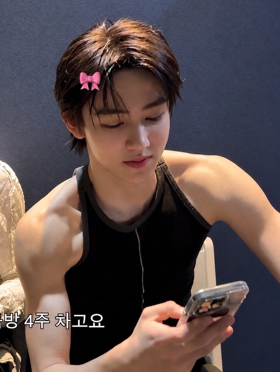 yoonbucha's tweet photo. apa hukumnya cantik cantik berotot kayak seonghyeon awkwwkwk https://t.co/elQUQ3FISm