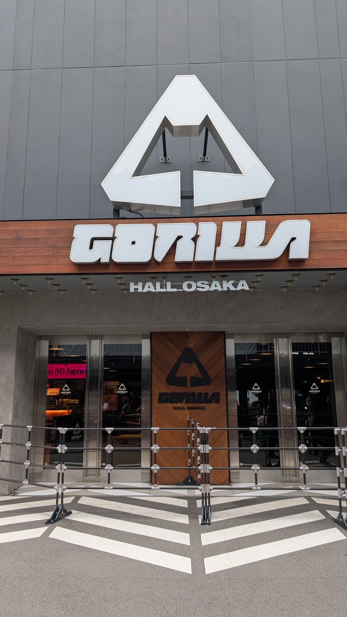 Hello_NewPunks's tweet photo. 今日はココ！
THE DAMNED
GORILLA HALL OSAKA https://t.co/G20G1PauK2