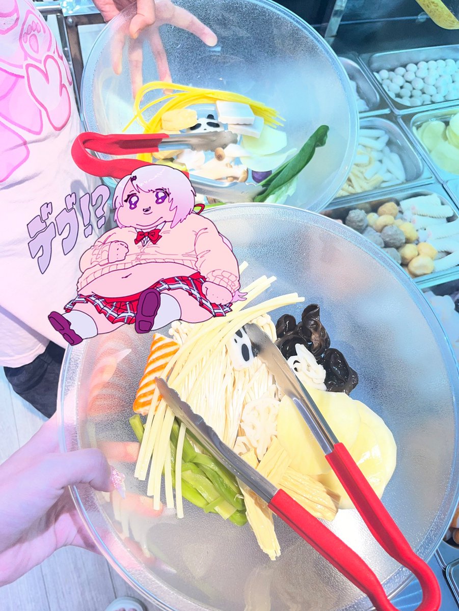 _as_AS_SA_as_'s tweet photo. 出勤します♪
日曜昼はルルルンと麻辣湯♪♪
♪最(^ω^)高♪
この差である。

#コンカフェ
#お酒
#新中野
#1gでもオイラがなくなるのがイヤ https://t.co/FF9bNKQIVL