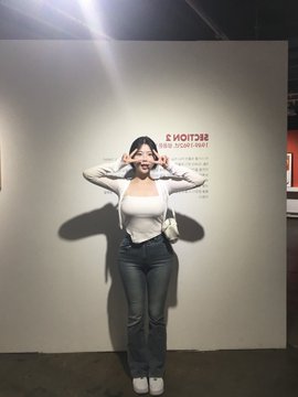 cc7f95a36c41999's tweet photo. 안녕하세요 
#인천 #몸매 #ootd #맘눌뎀  #일상 https://t.co/Tuyx5JGKny
