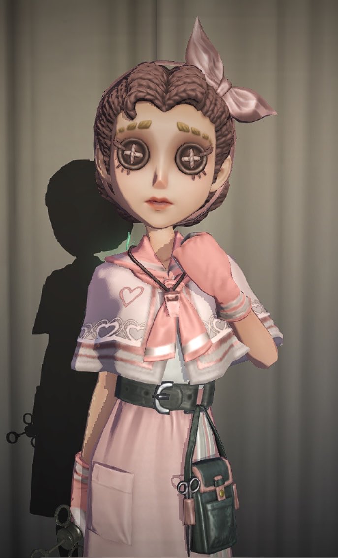 butterflibites's tweet photo. The bow in her hair kills me in the good way. I love you pink b tier Emily. https://t.co/tMwvgeI1XV
