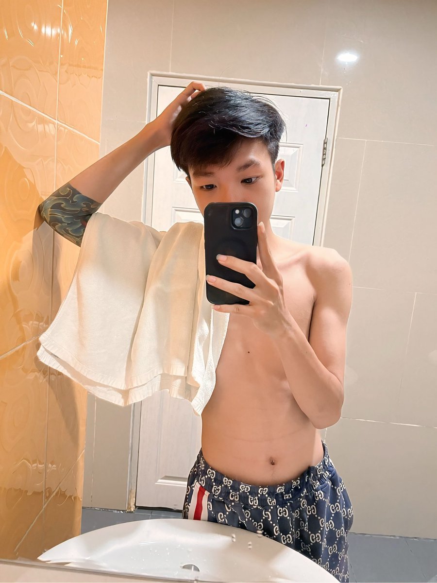 Henga59209H's tweet photo. เหงาครับ ทิ้งไอดีไลน์��ว้เดี๋ยวทักไป5555 https://t.co/ajjInsQZvl