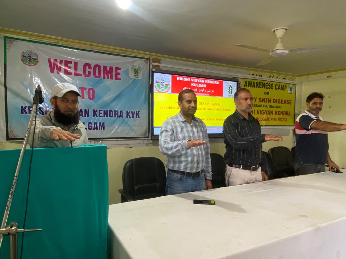 kvkkulgam's tweet photo. KVK-Kulgam observed the Swachhata Hi Seva campaign. https://t.co/dtcncCsn8W