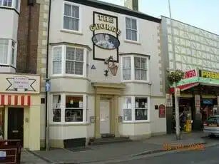 SWRDartsCoach's tweet photo. not long until i go back to my future and spiritual home of Bridlington for this year's WDF British Open and Classic weekend..
I guarantee I will be in one of these 4 places this coming weekend..
#darts #dartscoach #oooo https://t.co/a18gODCd5k