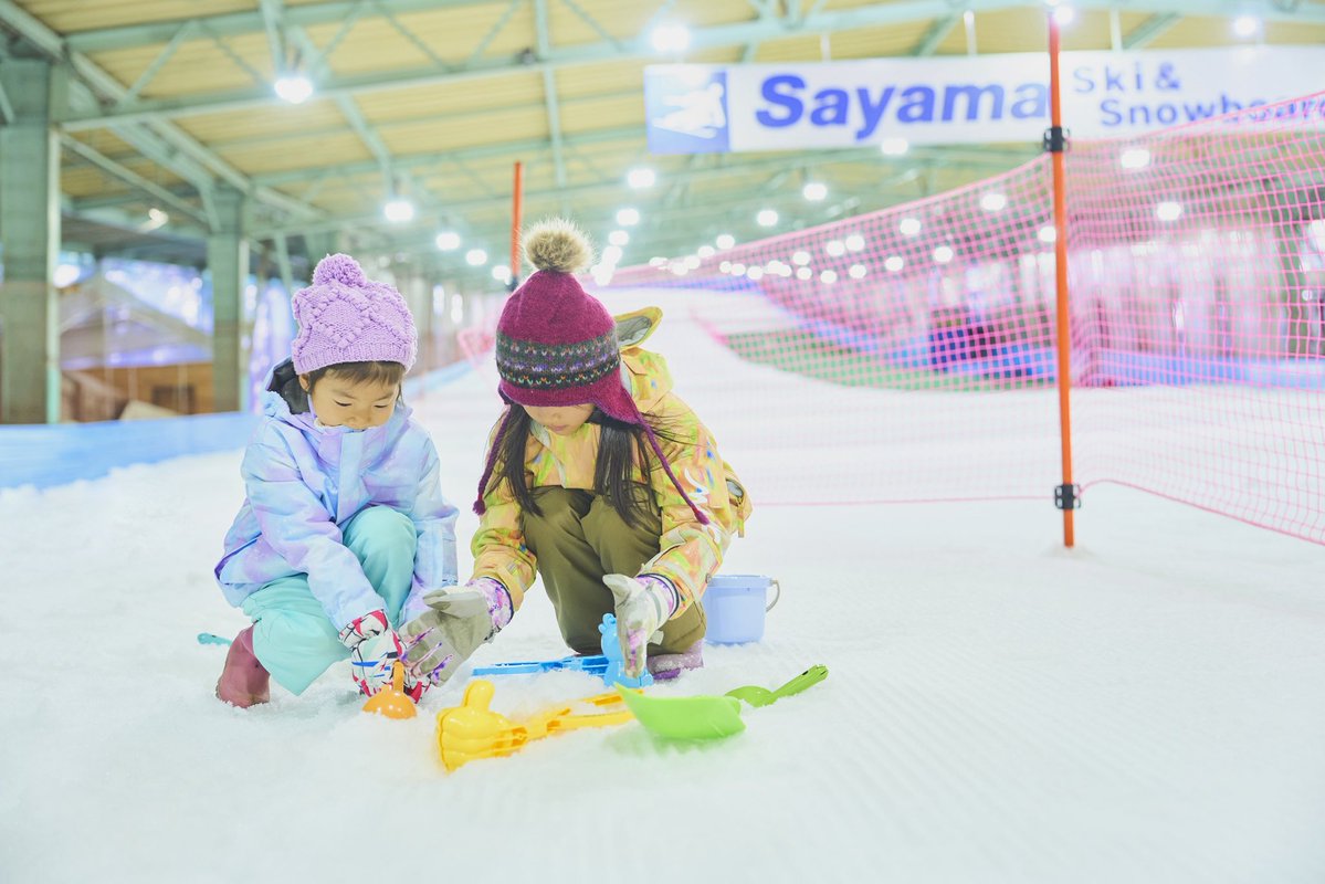 Sayama_ski's tweet photo. ／
26-27 冬シーズン営業期間決定！
＼

#狭山スキー場 今シーズンの営業期間が2026年10月30日(金)〜2027年3月28日(日)に決定しました🎊

今年はじめてのスキー＆雪あそびは狭山スキー場へ‼

皆さまのご来場、心よりお待ちしております🎶
詳しい営業案内は10月中旬頃にご案内いたします。 https://t.co/Yiuo6UETMC