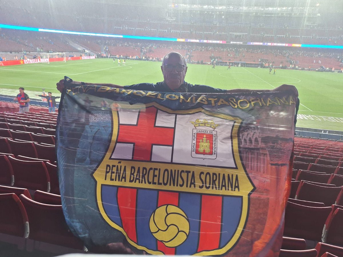 FCBPenyes's tweet photo. ☔️⚽️⚽️⚽️⚽️⚽️⚽️⚽️ https://t.co/nZ0mPsBK8c