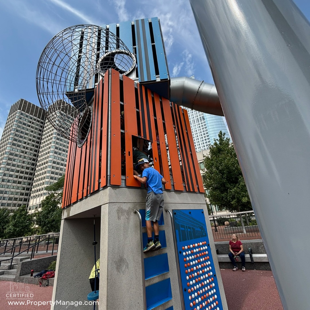 brooklynlewis2c's tweet photo. City living has its perks, especially for little ones! From splash pads and playgrounds to parks with skyline views, Boston offers endless family fun. What’s your favorite playground or family-friendly park? https://t.co/pdDYGfzb56