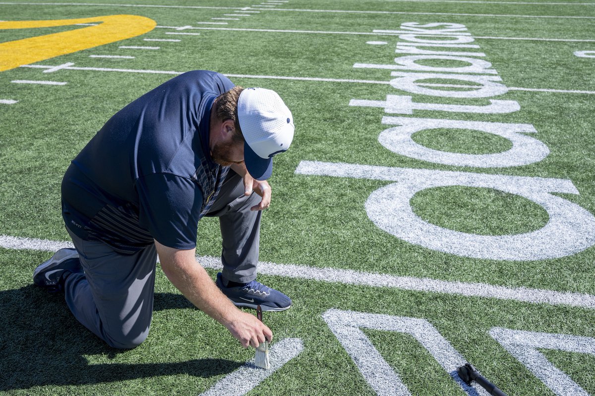 databricks's tweet photo. Today, we’re proud to announce Databricks as the new sponsor of Cal Bears Field! 🐻

All seven of our co-founders are Cal alumni. The earliest lines of what would become Databricks were written at Berkeley’s Soda Hall, fueled by late nights and a shared belief that data and AI could accelerate human progress.

This sponsorship is our way of investing in the next generation of researchers and builders who’ll have their own breakthroughs there.

Our mission has always been to democratize data and AI. It started at Cal. We’re glad to help it continue there.

Go Bears. 💙 

https://t.co/oLgbH76WHO