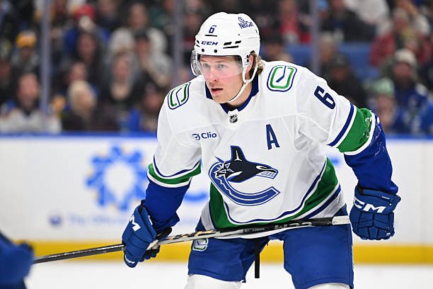 KiSSWestCoast's tweet photo. It’s a Canucks game day Vancouver! Tune into KiSS West Coast at 6PM for Canucks vs Oilers.

@BatchHockey and @RandipJanda have the call.
@DomSramaty and @ArashMemarzadeh in the intermissions.

📻104.9 in Vancouver 
📻92.5 in Abbotsford 
📻107.5 in Chilliwack 
📱Stream it on Seekr https://t.co/KfsnbwbdrZ