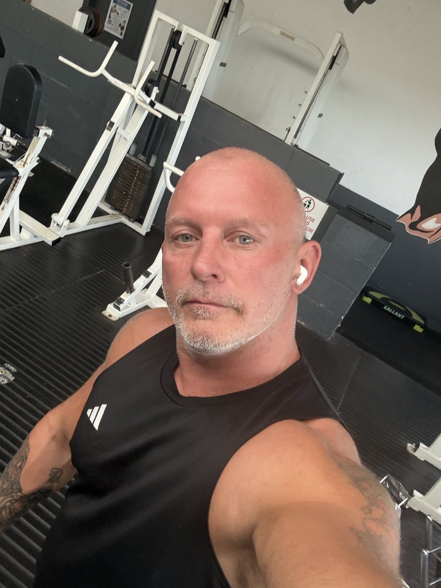 EvansEvan19575's tweet photo. That time again 💪💪💪✌️ https://t.co/M4NytxNXbP