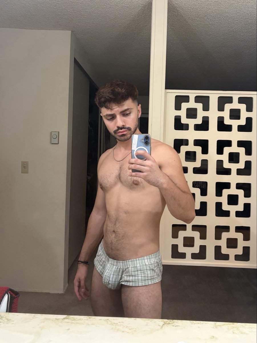 zeusjo_'s tweet photo. missed you twitter https://t.co/6lTOR8uTTV