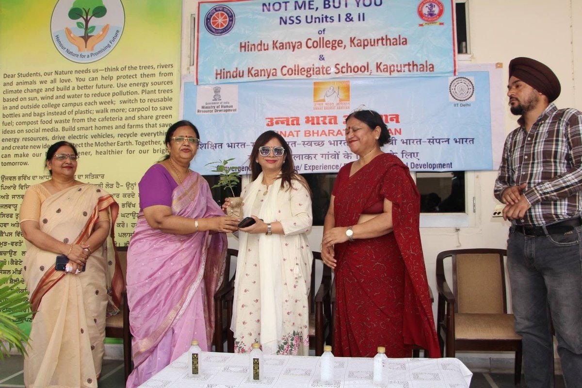 HKCKapurthala's tweet photo. The Unnnat Bharat Abhiyan Cell and NSS Units of Hindu Kanya College and Collegiate School, Kapurthala commemorated 'Swachhata Hi Sewa-2026' on 24th September 2026. The event was celebrated as a prelude to the Swachhata Bharat Diwas scheduled to be observed on 2nd October 2026. https://t.co/Wpd6hGW1M1
