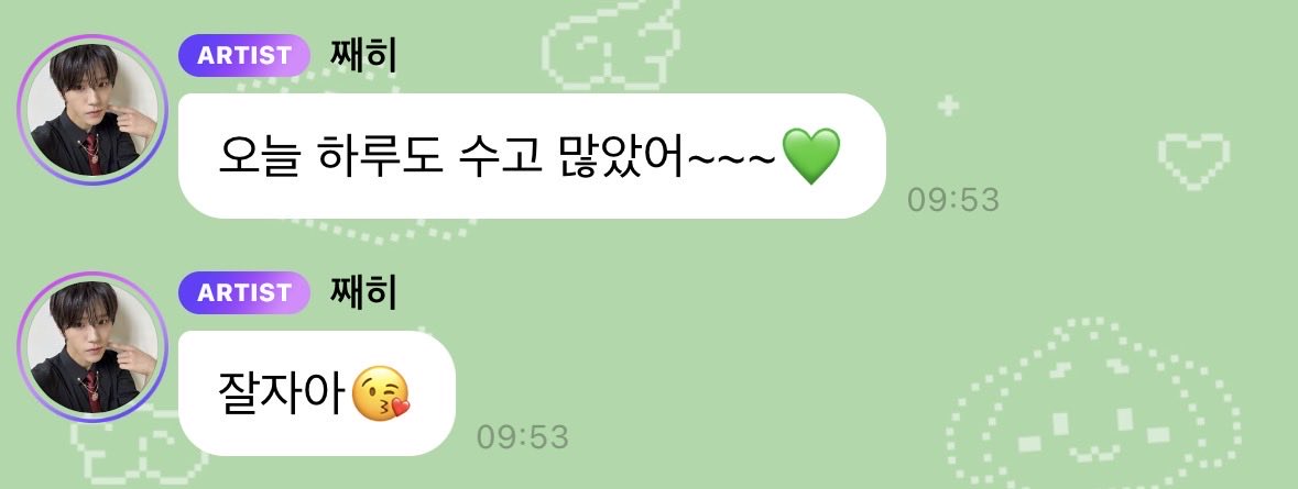 DaeeeeY's tweet photo. Q. 강아지인줄알고 입양했는데 앙큼폭스로 자란것은? 
A. https://t.co/v0d10ejjrQ