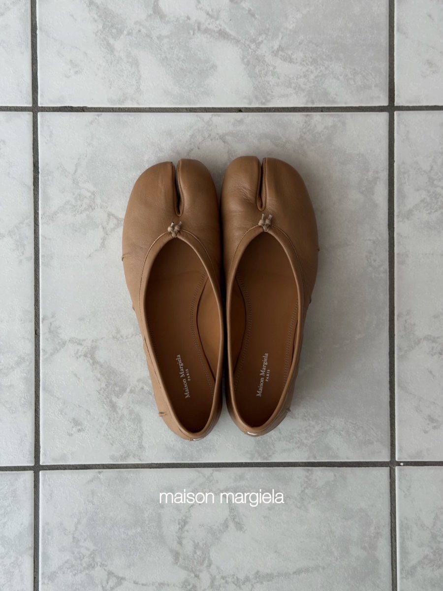 isabellathpgcc's tweet photo. My summer shoe rotation https://t.co/L14Op8YhBJ