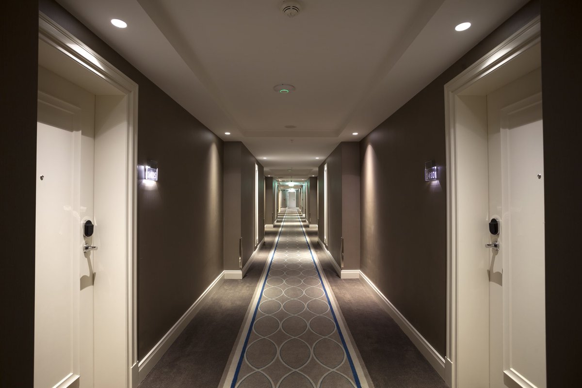 TreppWire's tweet photo. Trading Alert: Jersey City Hotel Loan Returns to Special Servicing

A $100M CMBS loan transferred to special servicing ahead of its October maturity, with an imminent balloon and maturity default.

The borrower indicated it will be unable to pay off the loan at maturity.

The collateral is a 351 key full service hotel in Jersey City, NJ.

Clients have the story with Trepp: https://t.co/MLwi6NZPqO