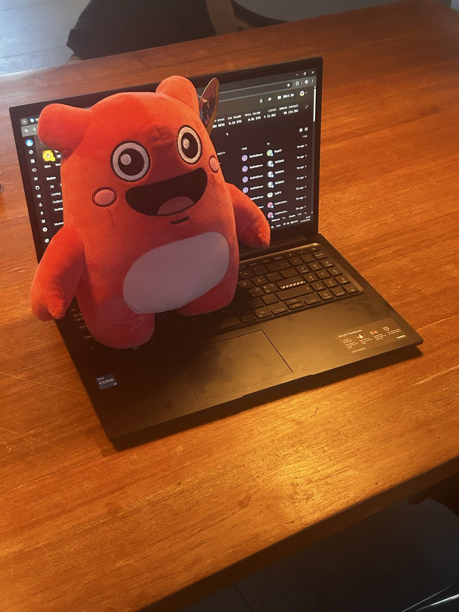 DonDomingoNft's tweet photo. Hello @LittleGuyBerry 🧸❤️ https://t.co/95cMdhsuGS