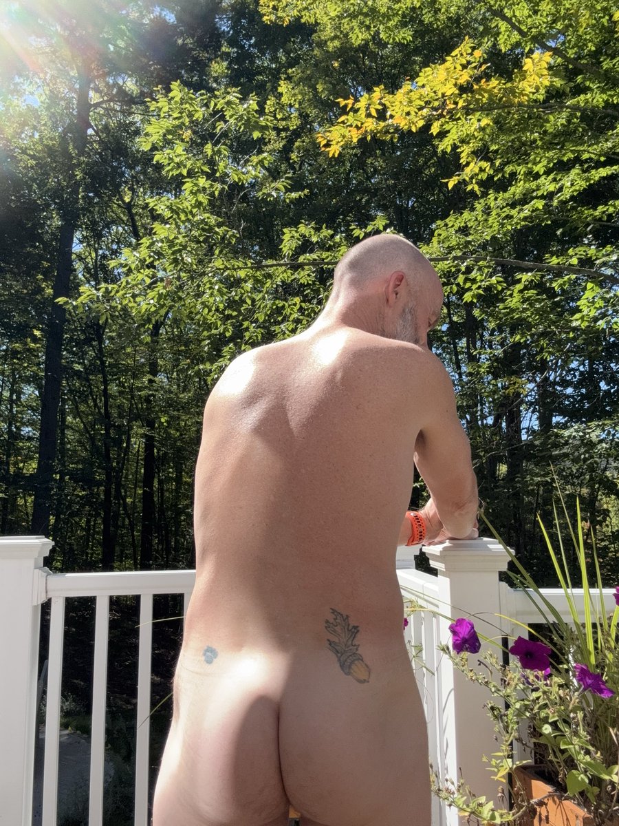 lakerunner603's tweet photo. Just enjoying the nice weather https://t.co/HuBHOaq3Fa