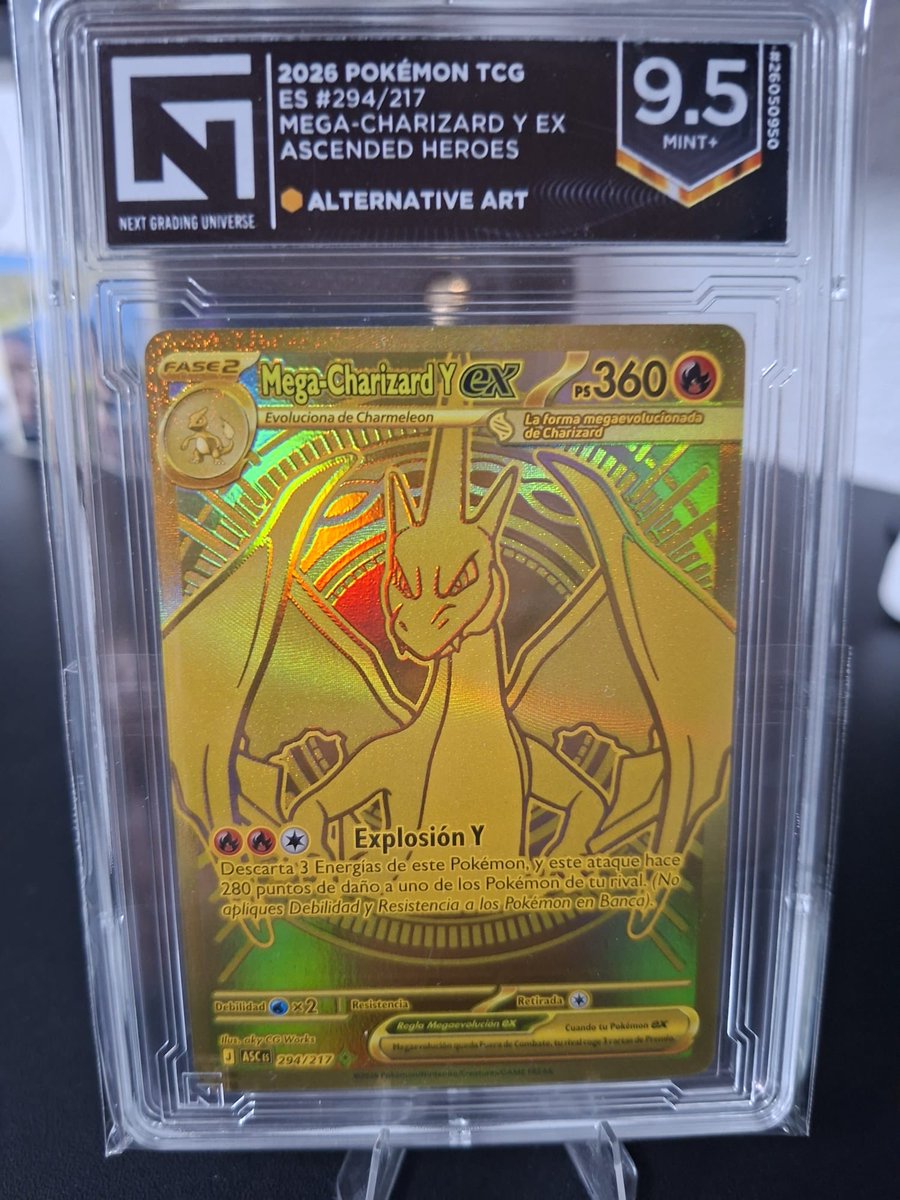 ssdzeko's tweet photo. Gentetes, un col·lega vol vendre estes cartes perquè no li interessa conservar-les.
El Gengar té un preu de 999€
El Charizard 350€
Tots dos poden ser negociables i s’accepta producte segellat com a part del pagament.
Si m’ajudeu a compartir-ho, ens feu feliços 💜 https://t.co/0b8ZjBwWVE