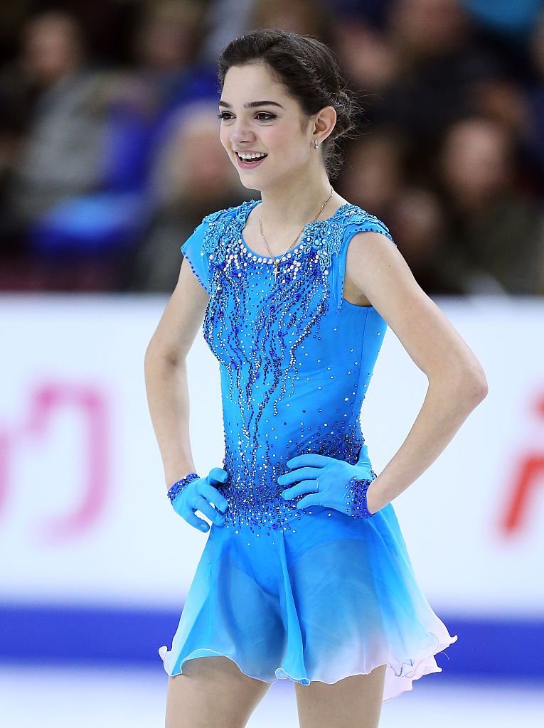 alysatistic's tweet photo. yasss my favsss in light blueee (i could only find one alina in light blue so i did alina zhenya &amp; sasha) 😁😁😁😁 https://t.co/HplUzsYky1