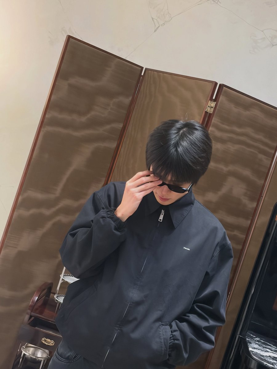 aquariusjjh's tweet photo. @Prada JAEHYUN DEFINES PRADA
#PradaSS27 #PradaSS27xJaehyun @Prada https://t.co/hKvSfxCCFj