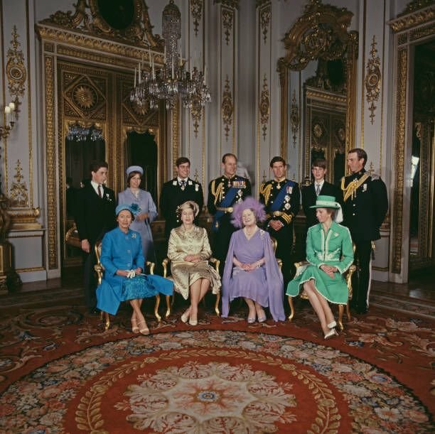 EAPoeEstNe19jan's tweet photo. @ShakeLS Bulliam is absolutely a terrible person. #Violent & #Vindicative are #NextOfKin if you come from this very German #RoyalScamily. Just look at the way Harry’s school was TOLD to treat him AFTER Diana’s death. #RoyalFamily15thJul1980 #EBL80thBDayPortrait
@QueenRMade1 @Emma1240 https://t.co/rRmQid8qAx