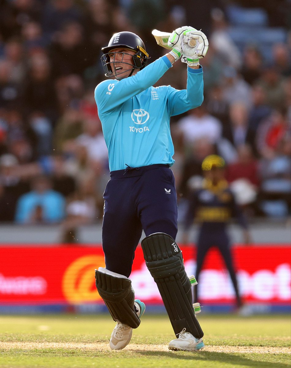 SomersetCCC's tweet photo. Tom Banton equals his highest score for England with 73. 

A fine knock, Bants 🫡🏴󠁧󠁢󠁥󠁮󠁧󠁿

#YouAreSomerset https://t.co/m2g8j4UoAP