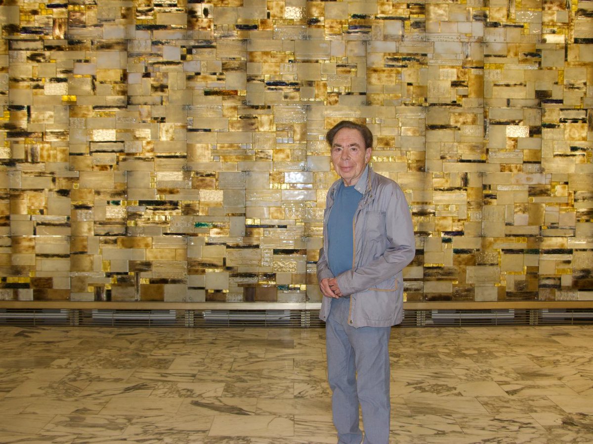 OfficialALW's tweet photo. Back where Phantom’s story in Japan began. 🇯🇵

Andrew returned to the Nissay Theatre, home of the Japanese debut of Phantom of the Opera in 1988.

A lovely reminder, as #Phantom nears 40, of just how far its story has travelled.

#PhantomOfTheOpera #AndrewLloydWebber https://t.co/3auS4jyQ9x