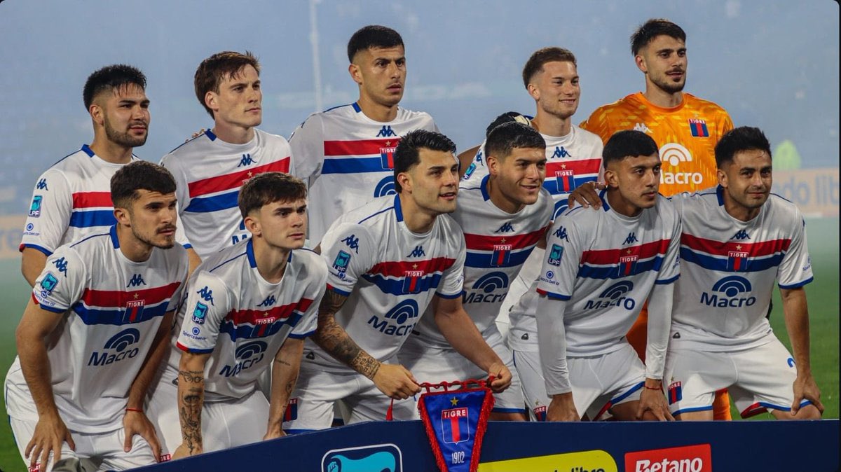 Agus_Nunes1's tweet photo. Excelente el respaldo de los jugadores. 

❌ 3 derrotas consecutivas
❌ 4 partidos sin ganar
❌ 8 derrotas en los últimos 15 partidos
❌ 6 triunfos en los últimos 32 encuentros. 

❌ ELIMINADOS DE COPA ARGENTINA 
❌ ELIMINADOS DE COPA SUDAMERICANA 

¿QUÉ SIGUE? https://t.co/gj5jW8fexg