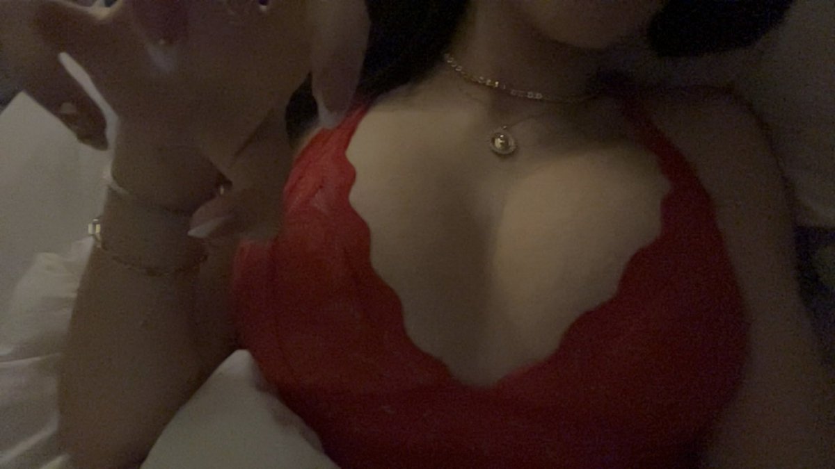 urfreakiest's tweet photo. hi https://t.co/5XOMg7lhHL