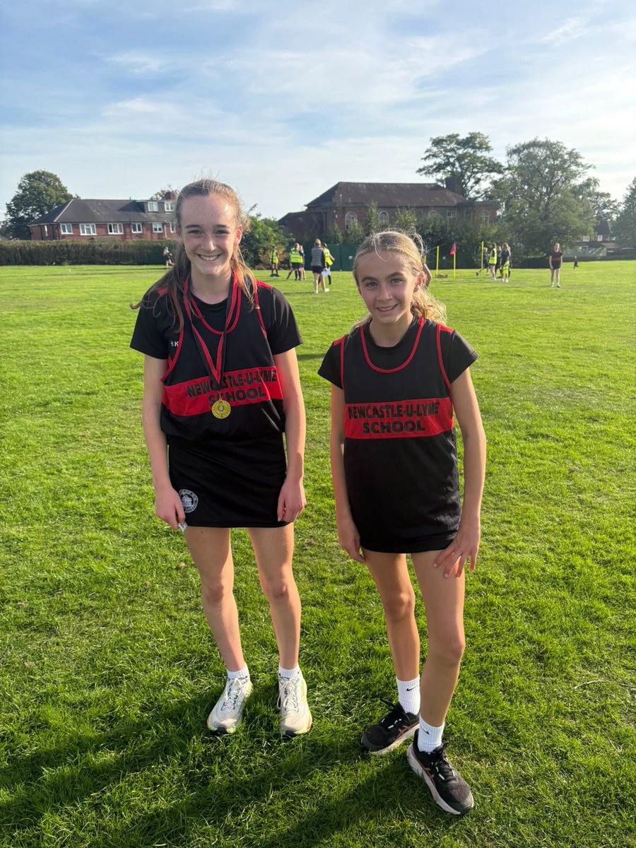 NULS_Sport's tweet photo. Our Girls’ were back in action at the Newcastle District XC event held at The Orme School.

🏃‍♀️ A clean sweep for our Y7s: 
Riley🥇, Felicity🥈, Bella🥉, Iris 4th
🏃‍♀️ Y8: Alice 🥇 
🏃‍♀️ Y9: Emily 4th 
🏃‍♀️ Seniors: Zara🥇, Katherine🥉 

Well done to all those that competed @NULSchoolUK https://t.co/RBOS4T8Lcs