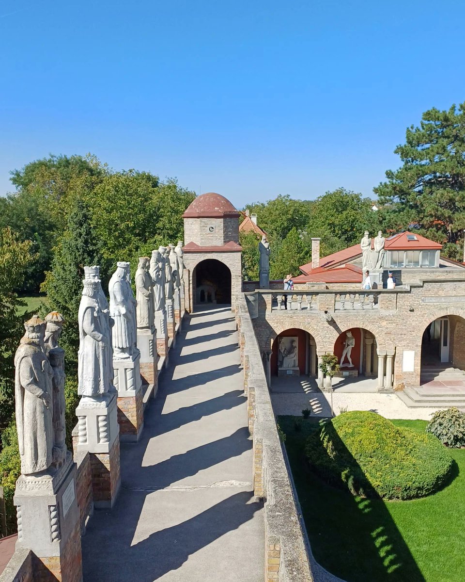 aaliyahmilleryv's tweet photo. Day trip to Bory Castle on a beautiful Sunday in September. https://t.co/cBJ9S1zDUp