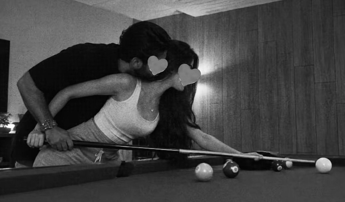 Biiibini's tweet photo. Billiard date ? https://t.co/jpBWb0MXhL