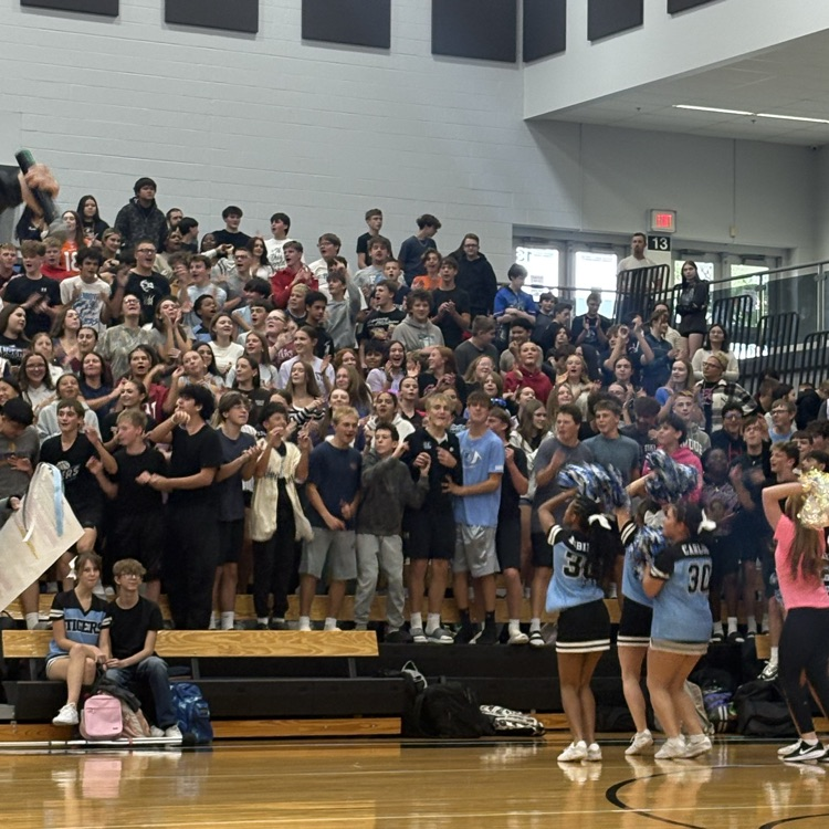 USD265_EHS's tweet photo. Fall Homecoming Assembly https://t.co/GmscUd9Gm2