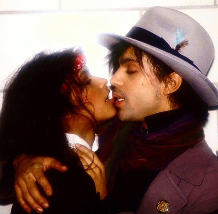 NevrEnufGuitar's tweet photo. Released 2day in 1982, ‘Nasty Girl’ by Vanity 6 - it would go on to secure the No. 1 on the Billboard Dance Club.
Revisit the culture wars of the 80s in 🔞‘Prince’s Filthy 15’ - available in digital &amp; physical formats on Amazon.
#Prince #RudeBoy #TheFilthyFifteen #NastyGirl https://t.co/zx0RJisgn1