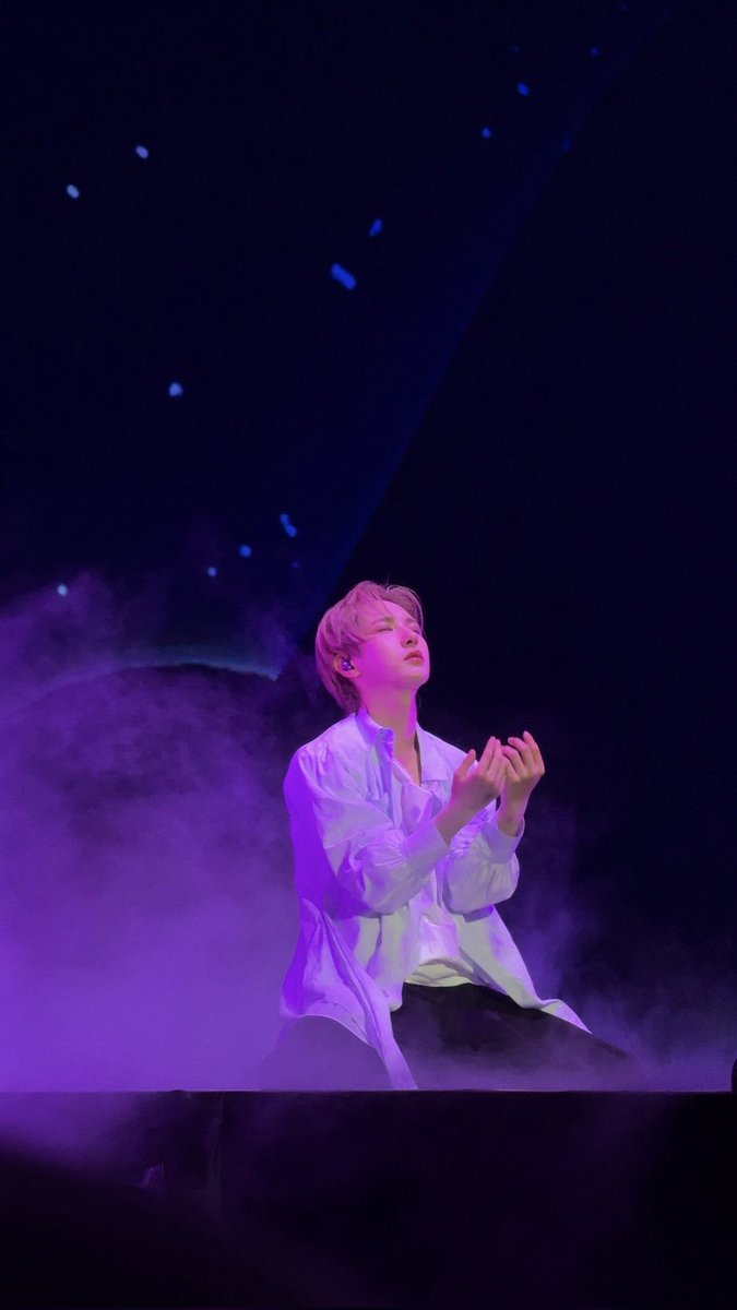 celeryhaze's tweet photo. @fallinlove0323 Semogaa kedepannnya renjun makin banyak dikasih kesempatan buat aktivitas solo, aku berharap bangeet dia bisa jadi yang dia inginkan, semakin bersinar, bisa nunjukin segala sisinya yg indah, dan semoga renjun selalu bahagia🌟
RENJUN STUDIO IS LIGHTED UP
#TogetherWithRenjunStudio https://t.co/a5Dvnz6PwV