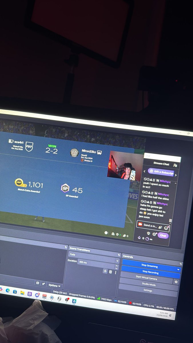 Acirixx's tweet photo. Not ending stream until I get max rank in fc27 https://t.co/VLfDshdiEg
