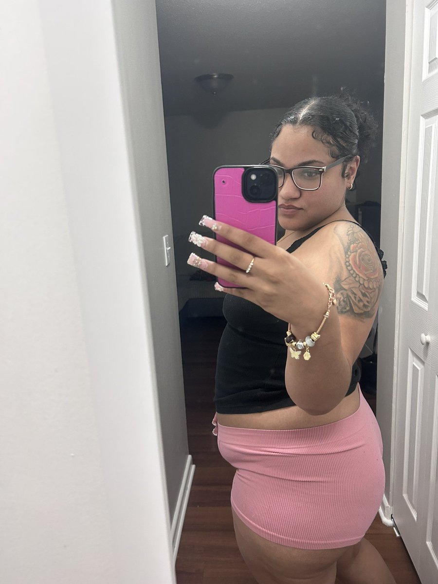ServingLunaaa's tweet photo. Thickyyyyy 🍯 https://t.co/vcoCXI4KCV