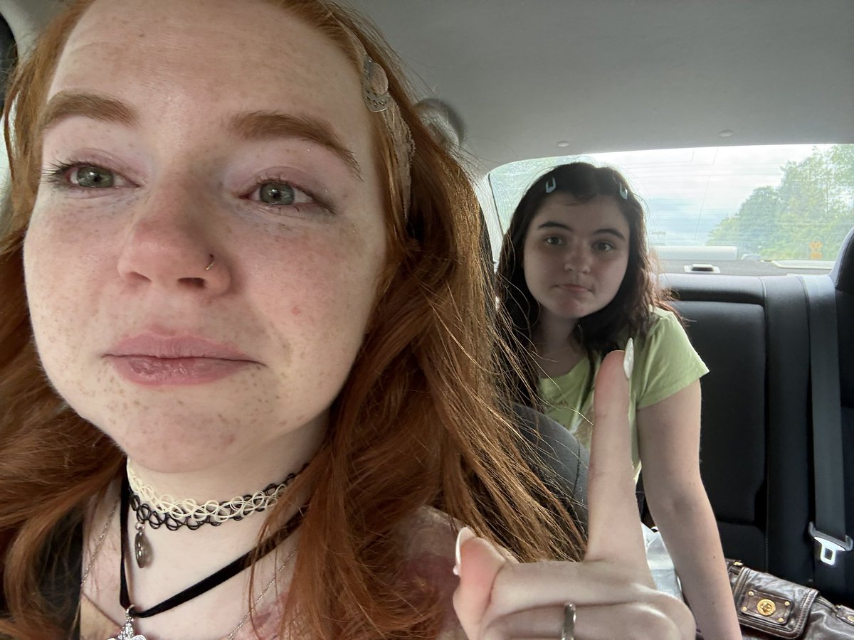 jesterbeaus's tweet photo. HAPPY BIRTHDAY TO THE CAPITAL P🐟🐟🐟🐟🐟🐟🐟🐟🐠🐠🐠🐠love you forever and ever you’re the sweetest and funniest little thing ever and you brought me a plate of mashed potatoes that I’ll never forget even if I only took a single bite from it @kureepika https://t.co/OARSXnjlfQ