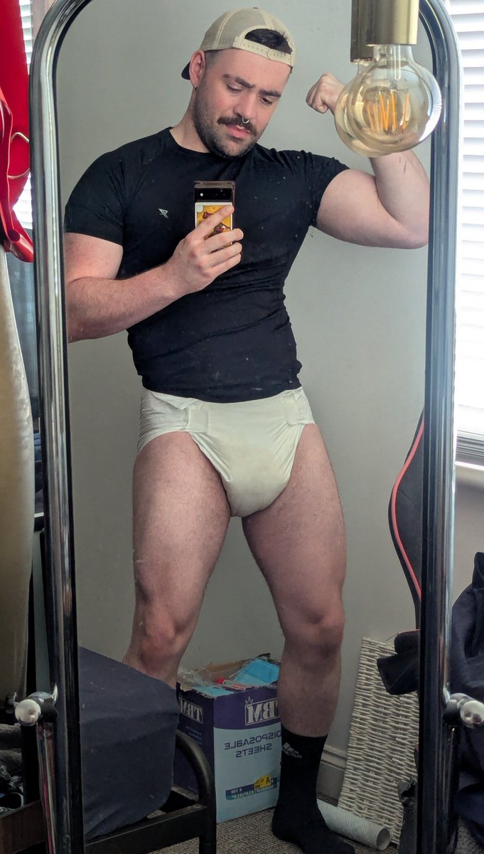 ABDLSnarkers's tweet photo. 5 years apart 🫣

back when I used to post a lot VS now (busy and/or lazy)

If you wanna keep up with me moreso, I post more frequently on my Instagram - SubSnarkers is the handle

I am planning on posting more diaper stuff again here, most likely - so keep the eyes peeled 🖤 https://t.co/CG1evDRpnm