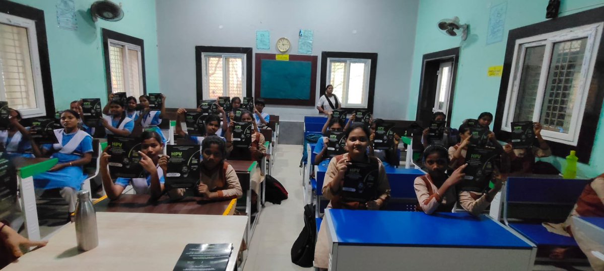 aafa_odisha's tweet photo. ALLUARJUN FANS ASSOCIATION BERHAMPUR ODISHA🖤

EVENT-15

 HPV AWARNESS PROGRAM COMPLETE SUCESSFULL✅

@alluarjun
@imsarathchandra
@ArjunKumar_AAA
@AAFAOnline

 #AAFASupportsHPVDrive
#HPVVaccine
#CervicalCancerAwareness
#SwasthNariViksitBharat https://t.co/EnEsd5oaZH