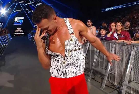 SheduerSandFC's tweet photo. @WWE @rumblevideo https://t.co/fIYcenbtYA