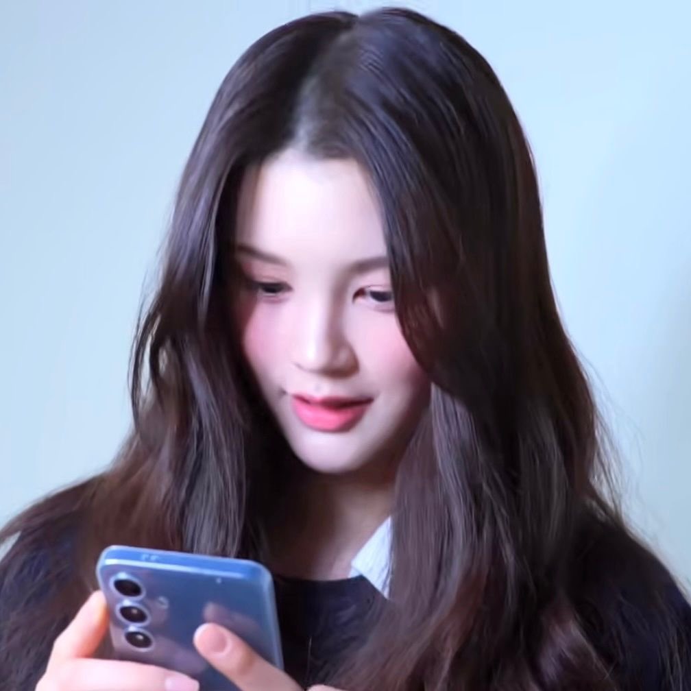 nowyuna_'s tweet photo. 날씨 점점 더 추워지면 가끔 세리사 생각이 나.. https://t.co/6D3GeDXS5V