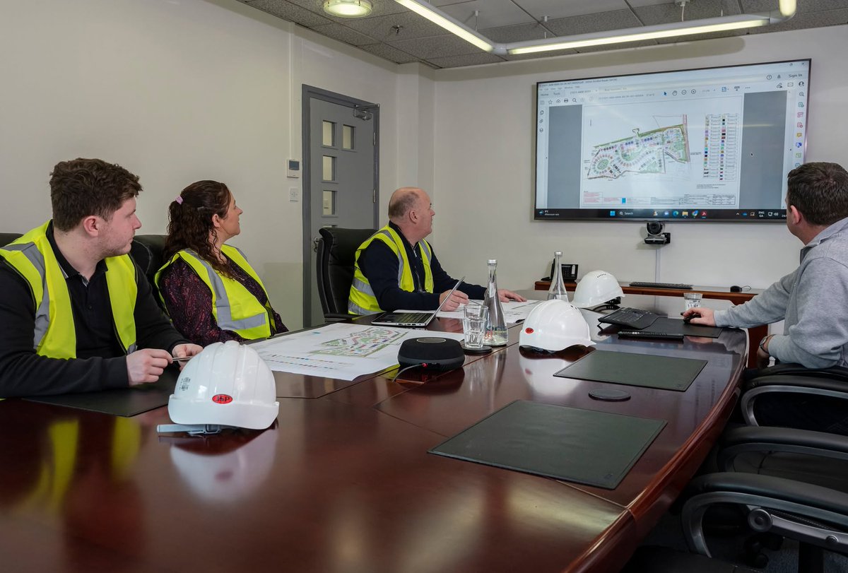 noahcarter1f0pr's tweet photo. BEHIND EVERY PROJECT ARE THE PEOPLE WHO BUILD IT. Construction photography captures more than bricks, steel and concrete—it showcases the people, skill and craftsmanship behind every project. Professional images can highlight your team’s expertise https://t.co/nqJi9GUQC5