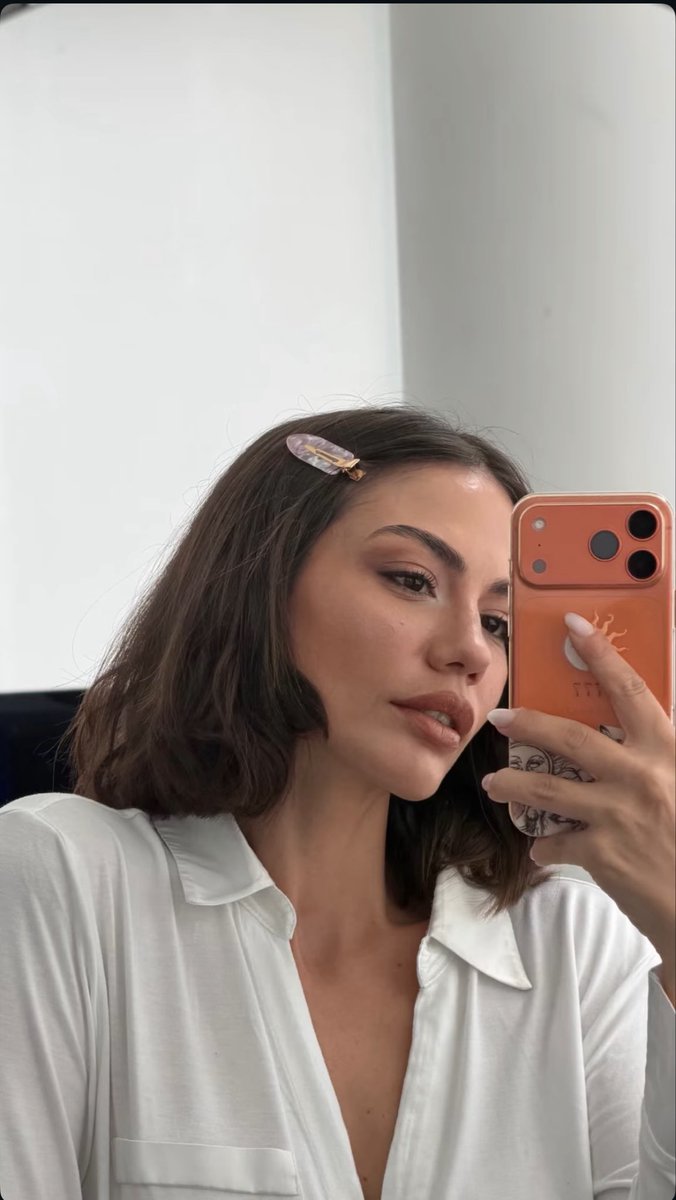 demetadmire's tweet photo. fairy 
انيقة 🧡 https://t.co/sI1xEx6Fog